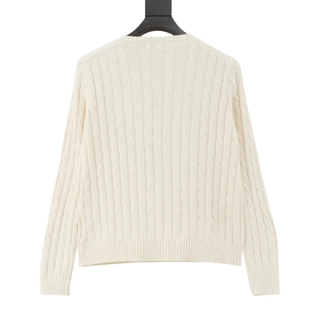 🅿️480 Ralph Lauren 25FW small label knitted sweetheart neck sweater Ralph Lauren (RALPH LAUREN) is the "American classic" brand in the fashion industry. Founded by Mr. Ralph Lauren in 1968, it is a high-end fashion brand with a strong American flavor. The styles are highly stylized and should be regarded as the clothing brand that best represents American culture (this can be seen from the fact that the uniforms of the US team in many Olympic Games have been provided by Ralph Lauren). Size: S-L
